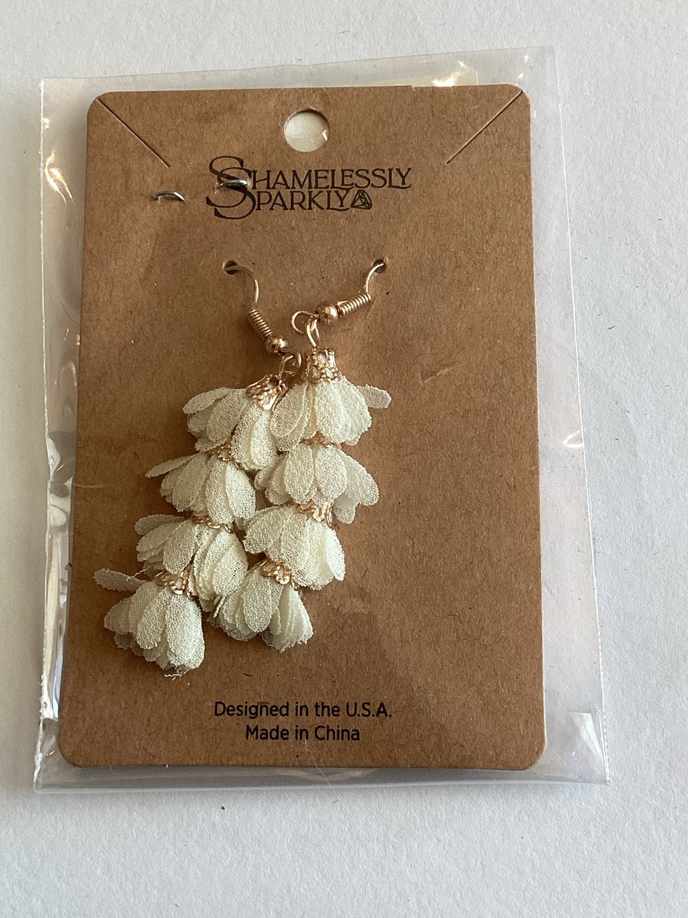 Cream Layered Petal Drop‎ Earrings